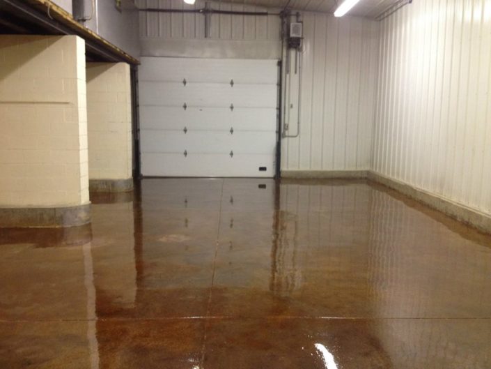 Commercial Garage, Acid Stain/Epoxy